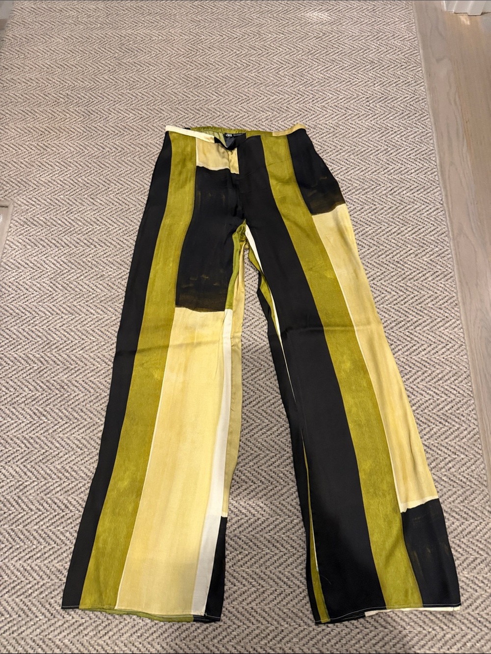 Zara Wide-Leg satin pant